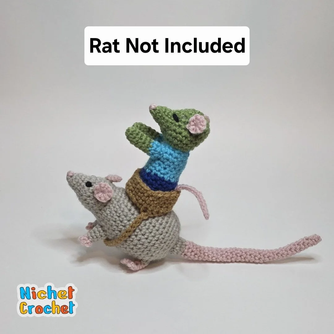 Zombie Rat and Saddle for Rat Jockey, MINI ACCESSORY — Nichet Crochet